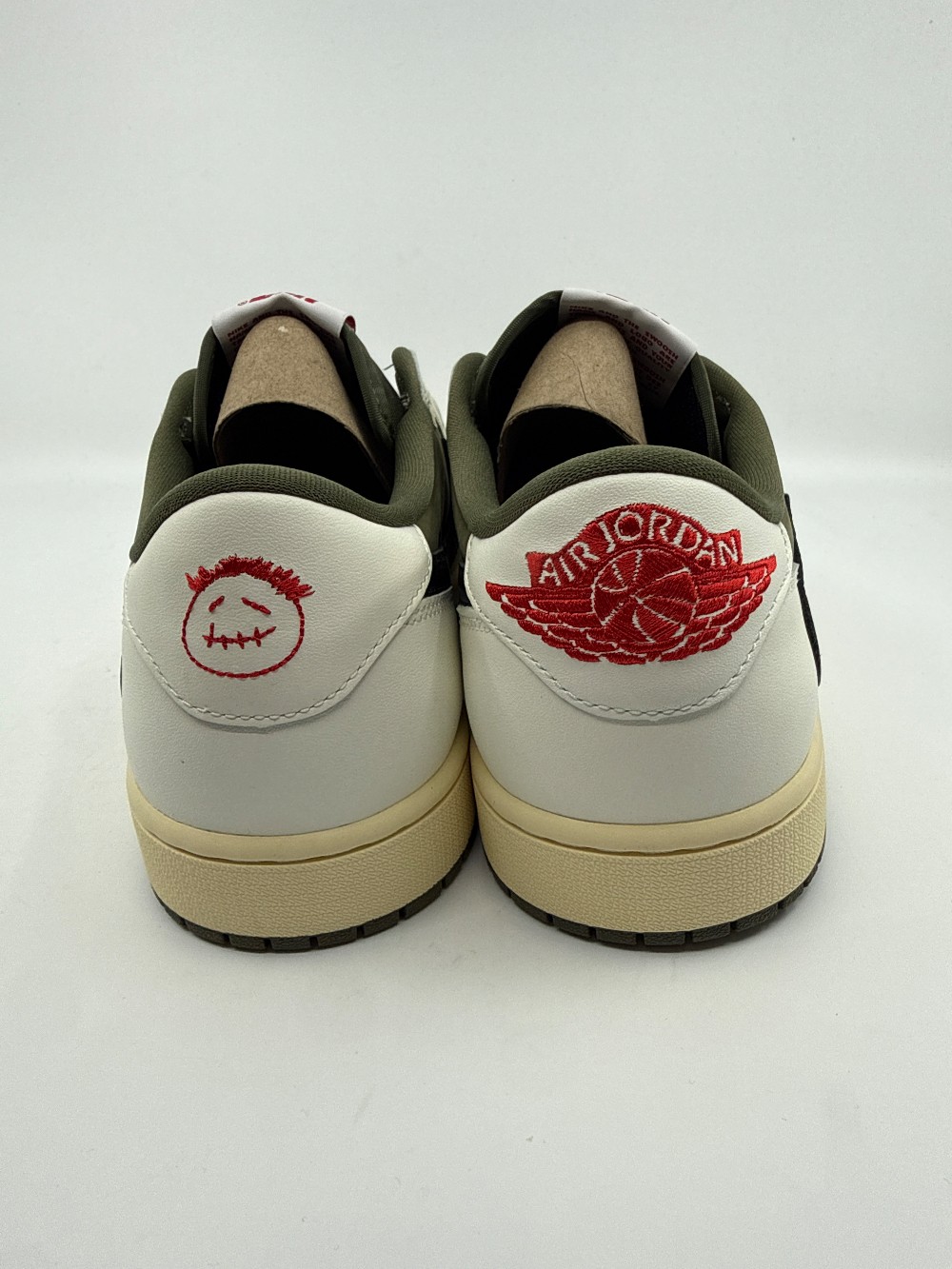 AJ 1 LOW X TRAVIS SCOTT - MEDIUM OLIVE