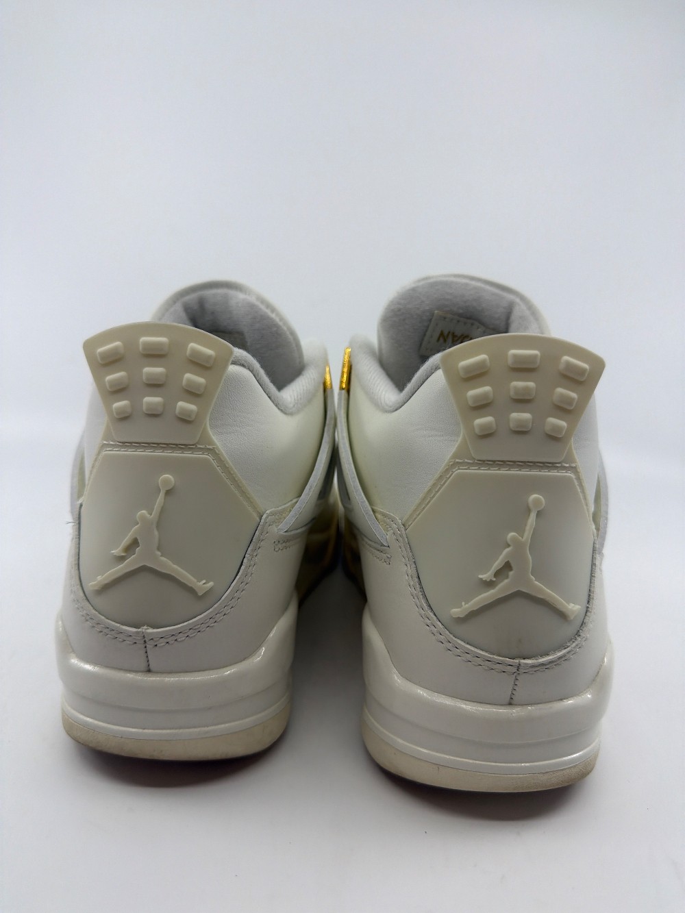*USED* AJ 4 (W) - METALLIC GOLD