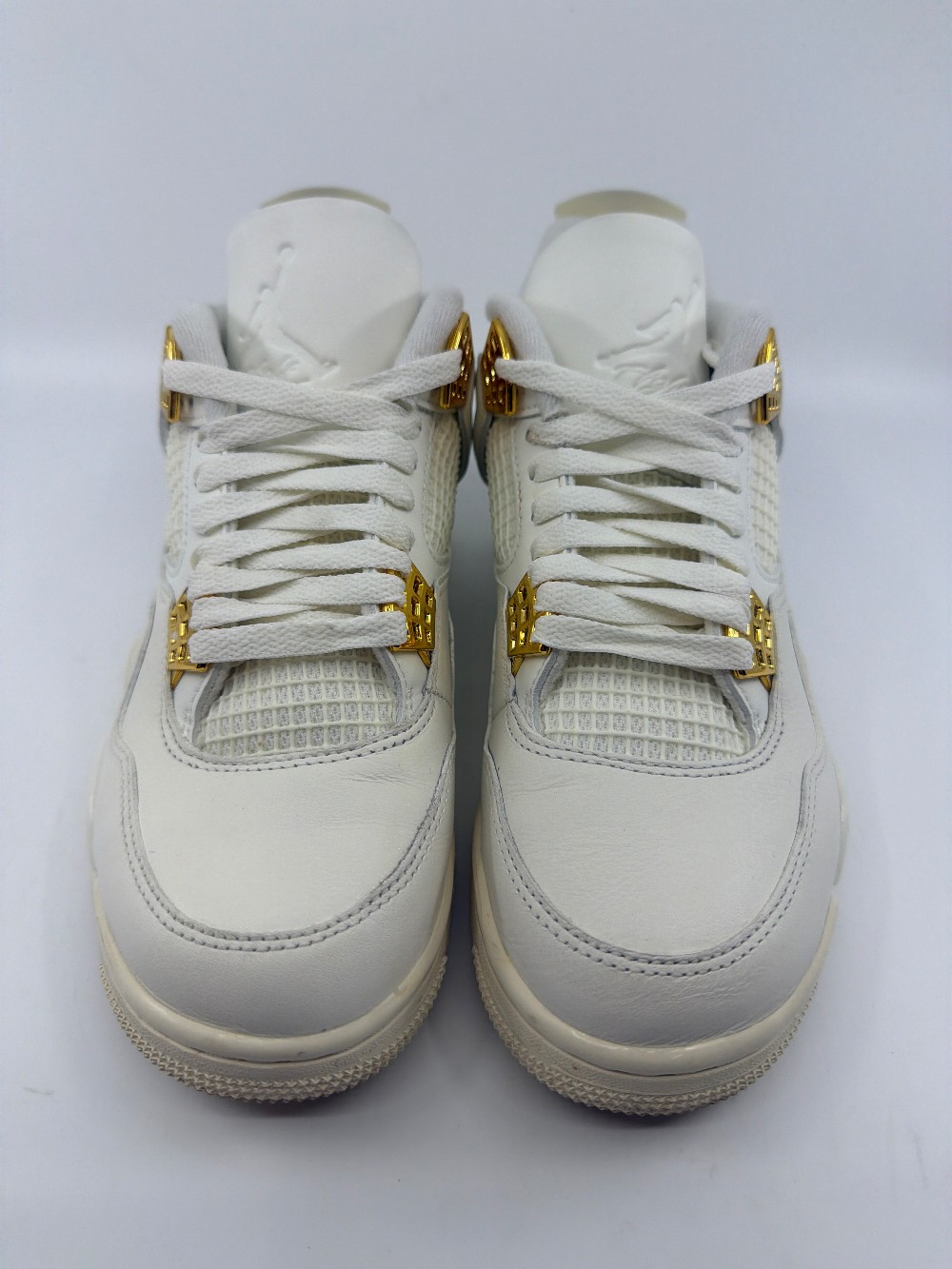 *USED* AJ 4 (W) - METALLIC GOLD