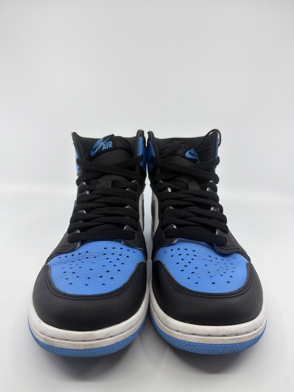 *USED* AJ 1 - UNC TOE