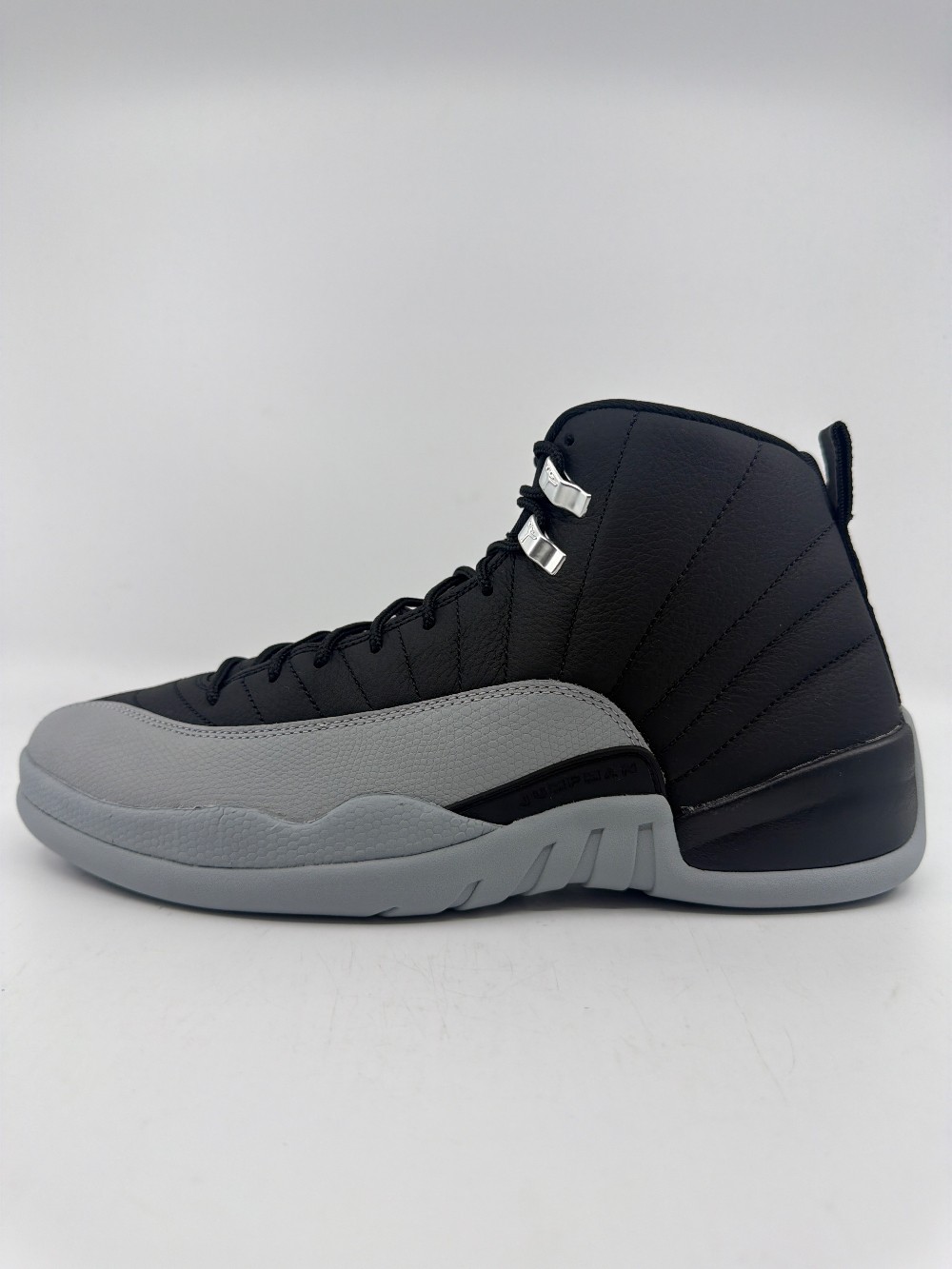 AJ 12 - BARONS