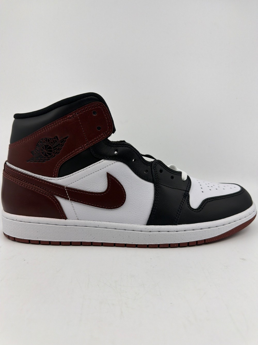 AJ 1 MID SE - DARK PONY