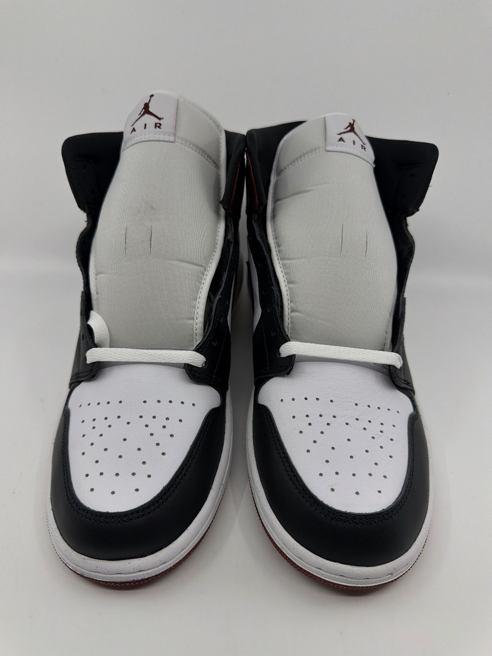 AJ 1 MID SE - DARK PONY