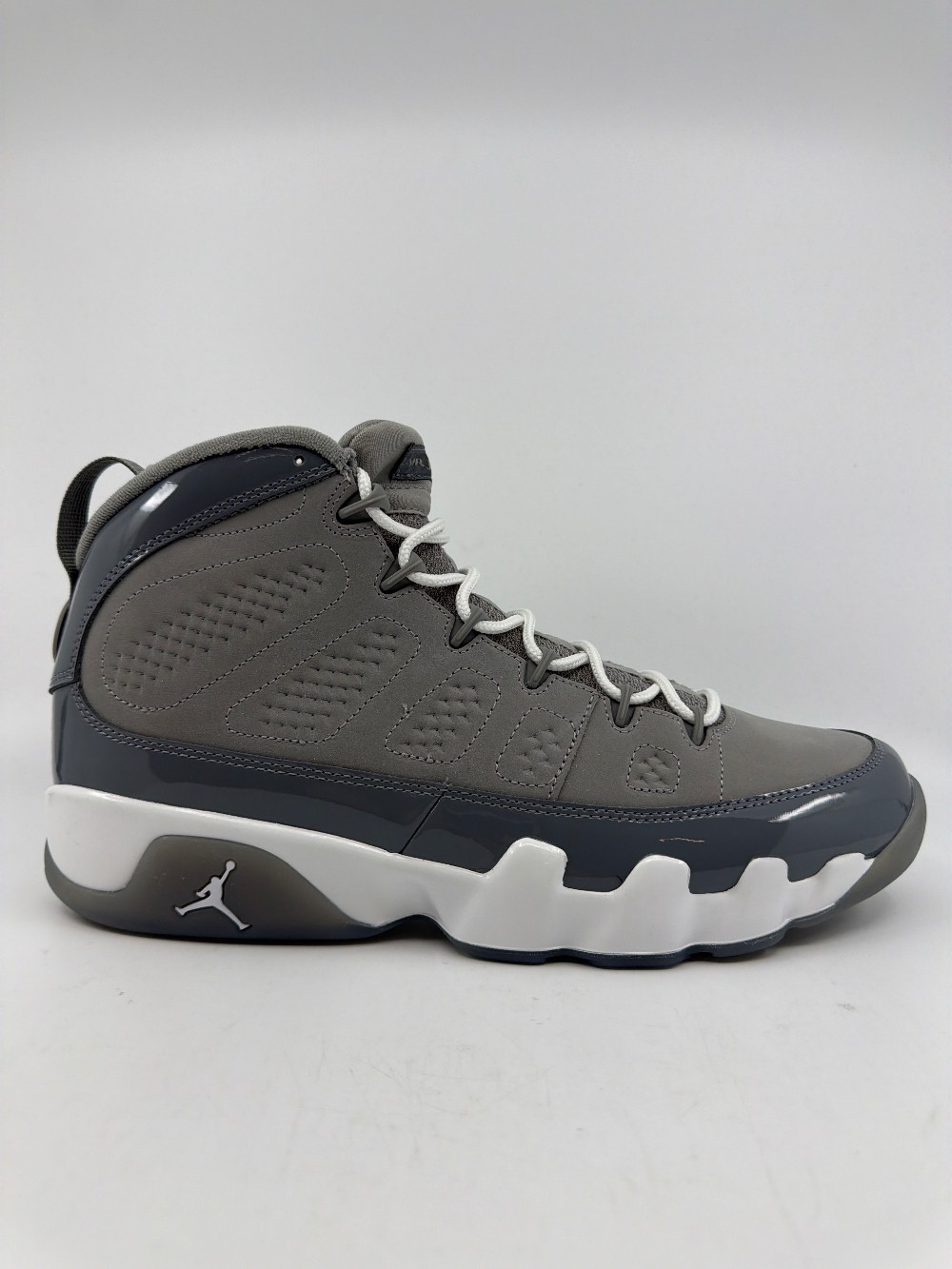 AJ 9 - COOL GREY (2025)