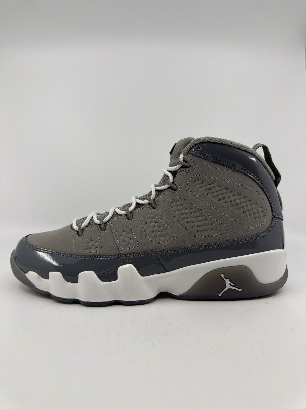 AJ 9 - COOL GREY (2025)