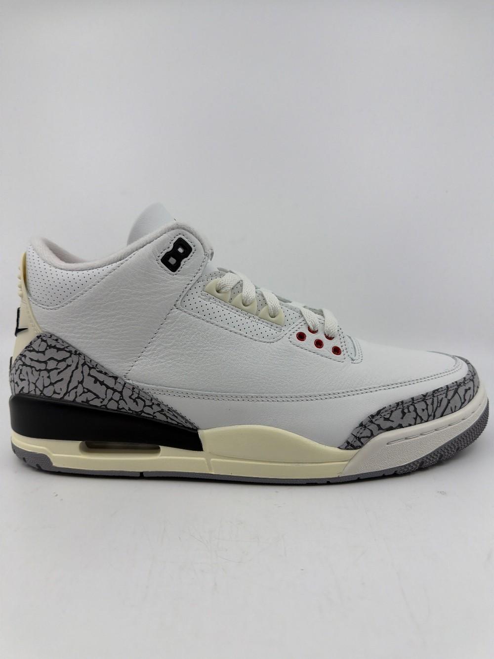 AJ 3 - WHITE CEMENT REIMAGINED