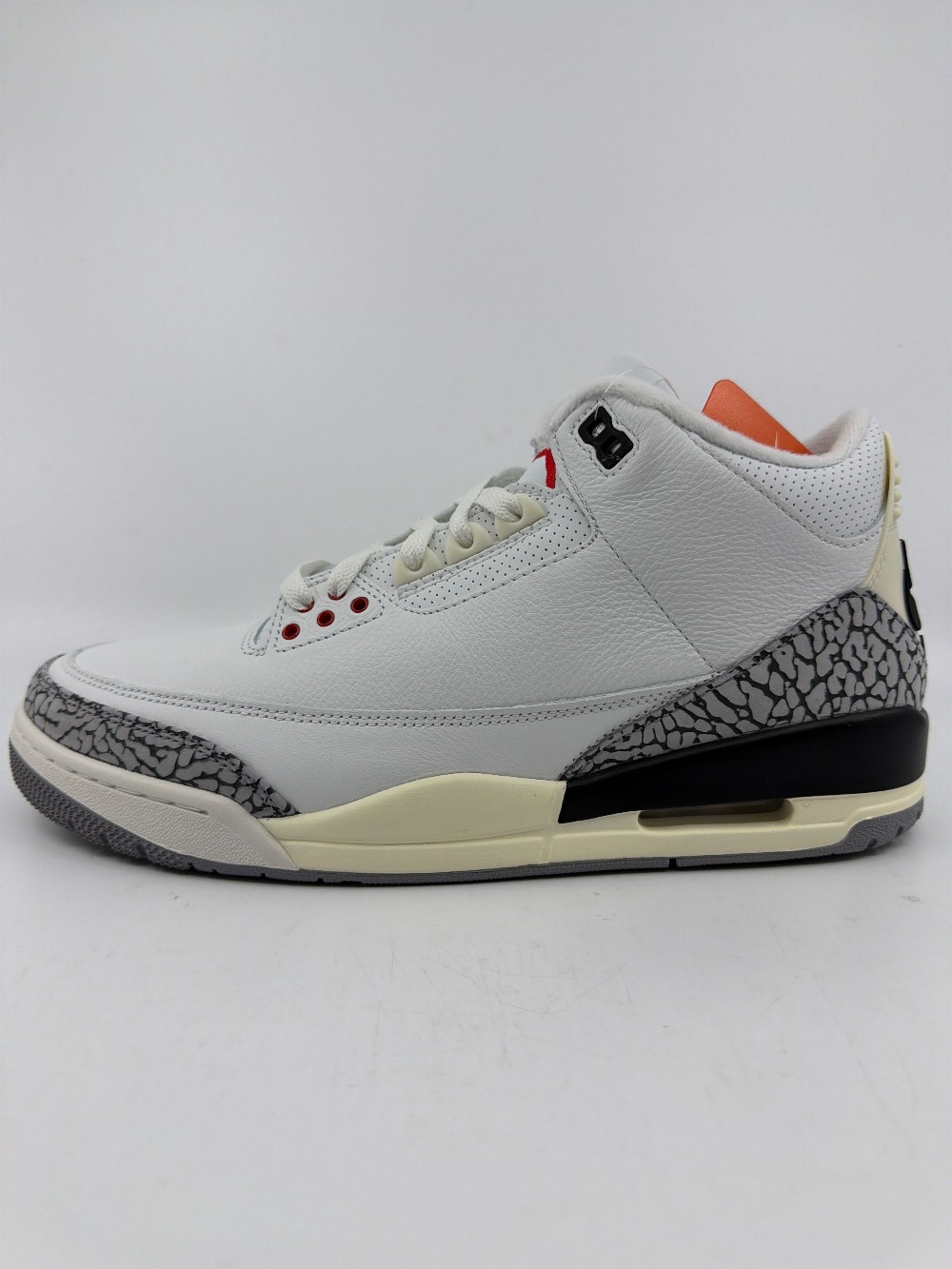 AJ 3 - WHITE CEMENT REIMAGINED