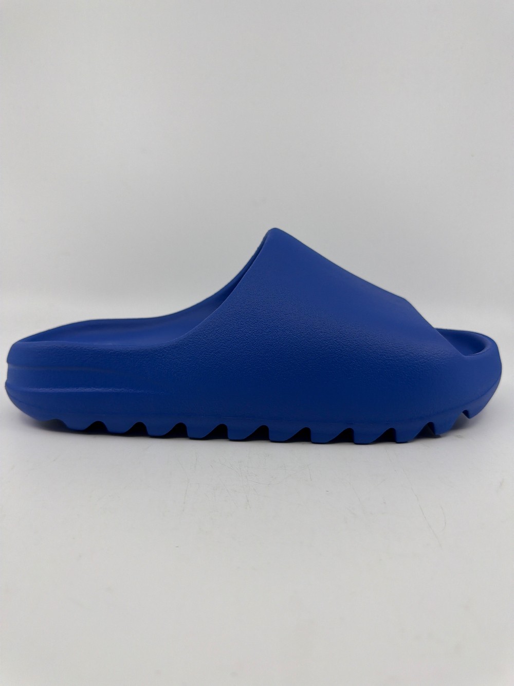 ADIDAS YEEZY SLIDE - AZURE