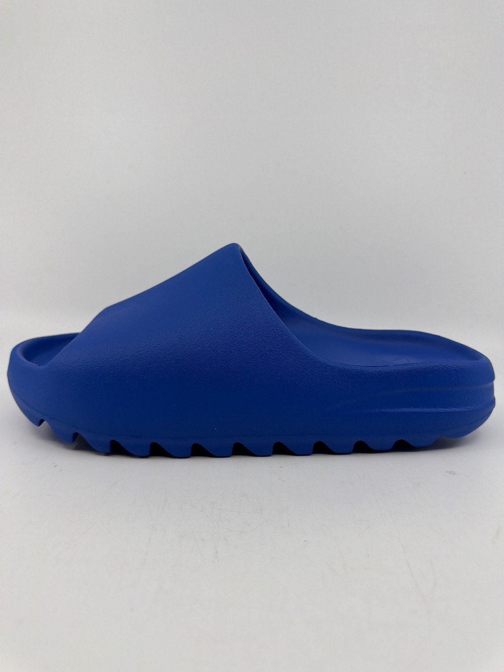 ADIDAS YEEZY SLIDE - AZURE