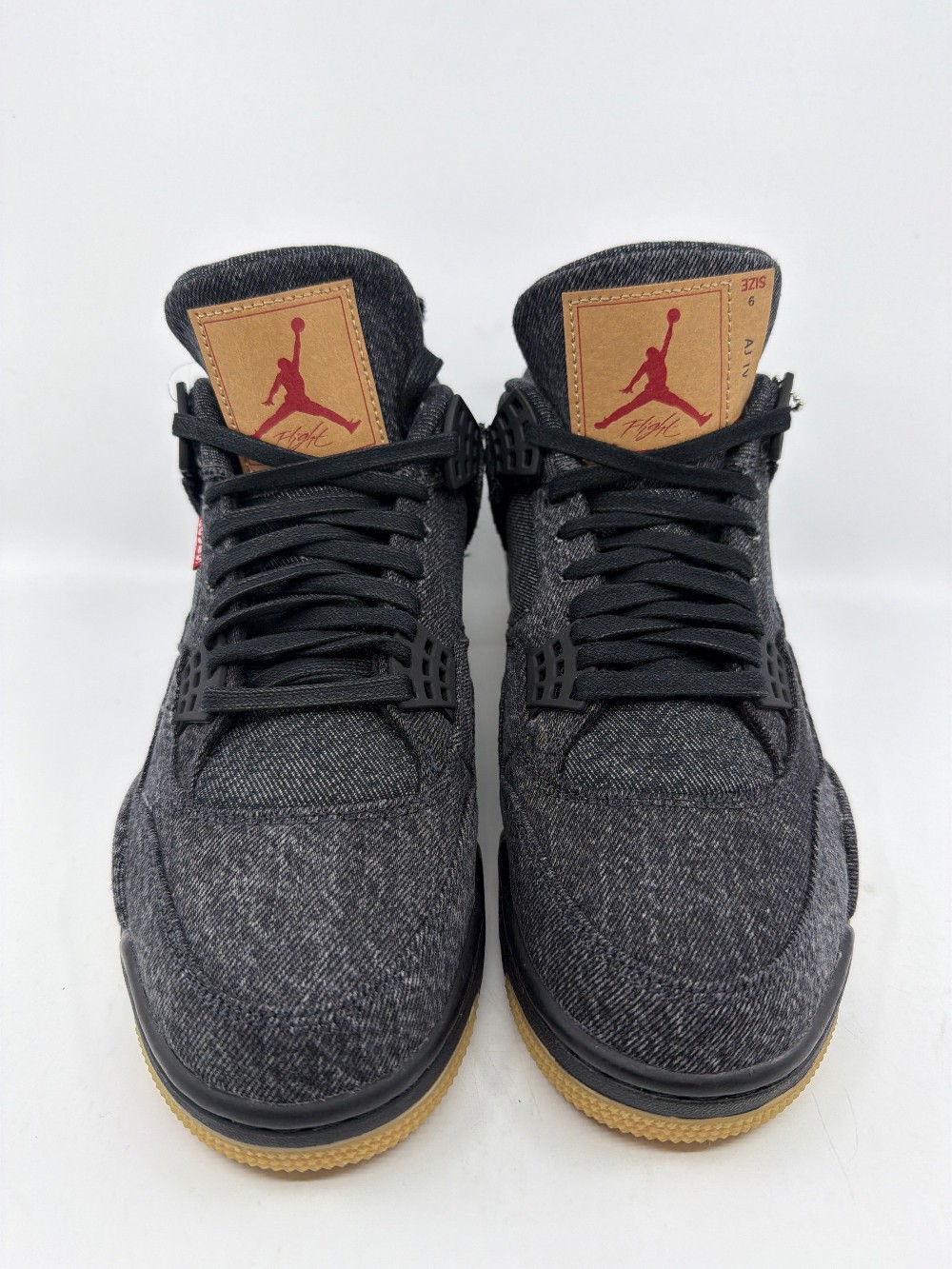 AJ 4 - LEVI'S BLACK (LEVI'S TAG)