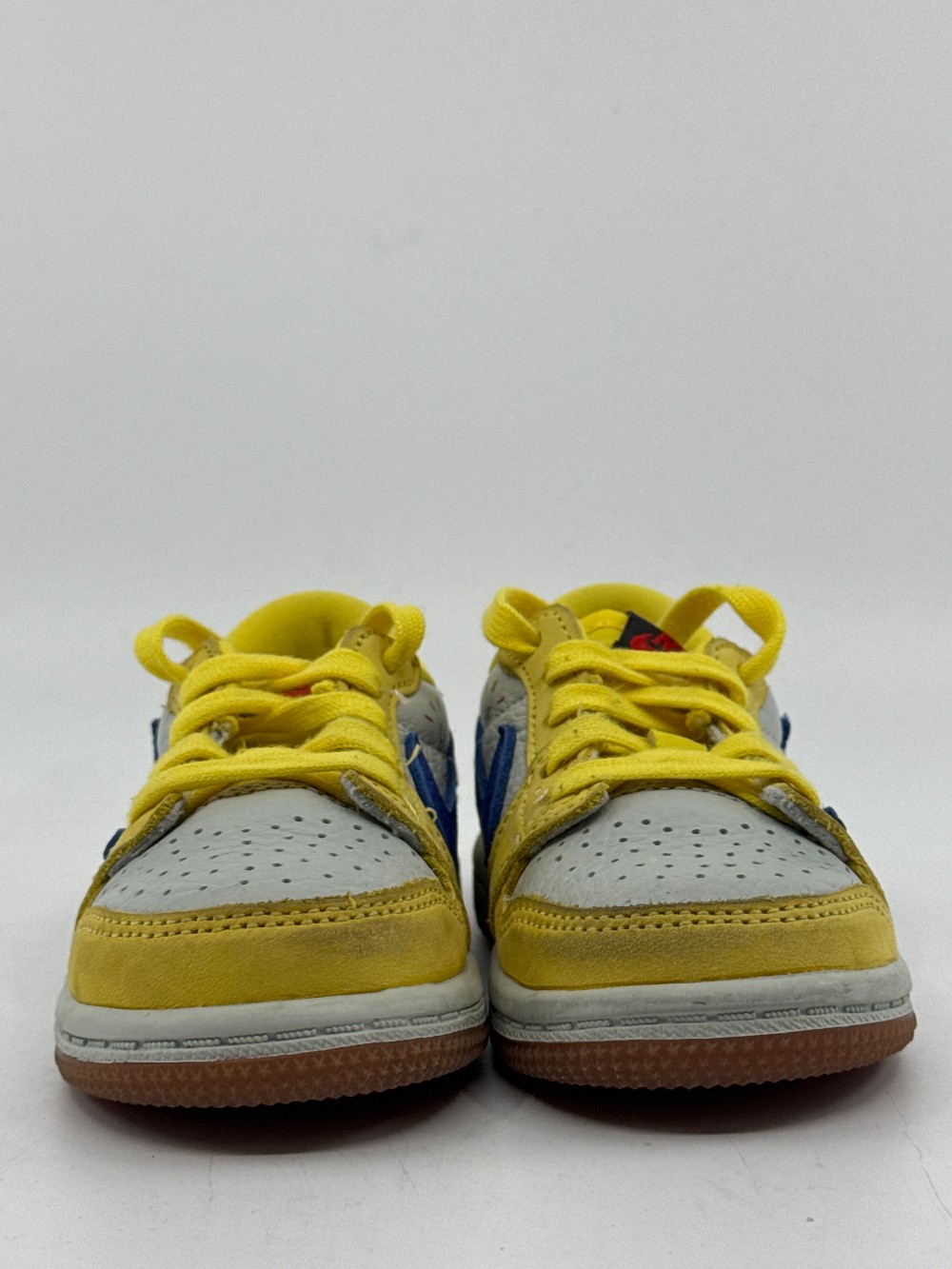 *USED* AJ 1 LOW X TRAVIS SCOTT (TD) - CANRY
