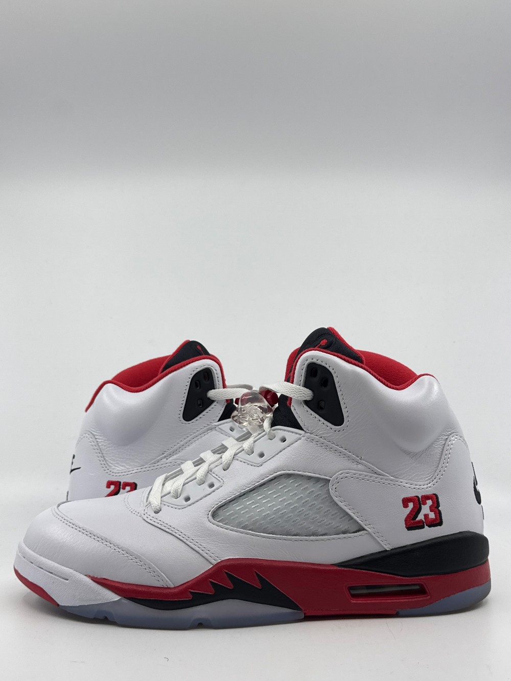 *VNDS* AJ 5 - FIRE RED BLACK TONGUE (2025)