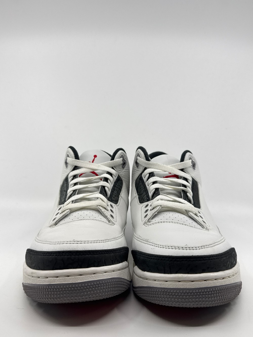 *USED* AJ 3 - CEMENT GREY