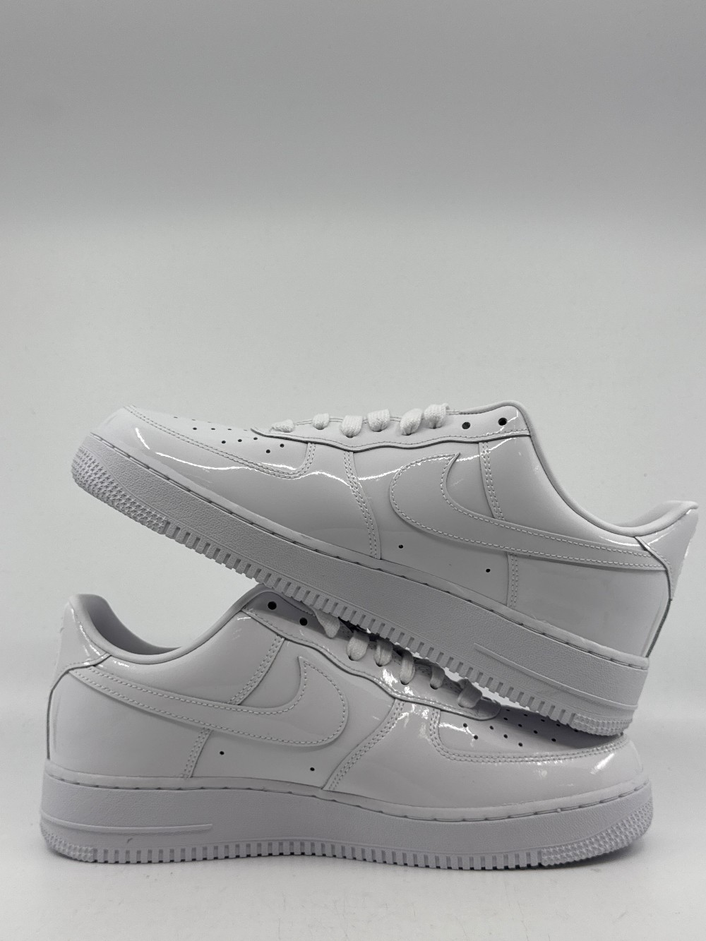 NIKE AIR FORCE 1 LOW PREMIUM - WHITE PATENT