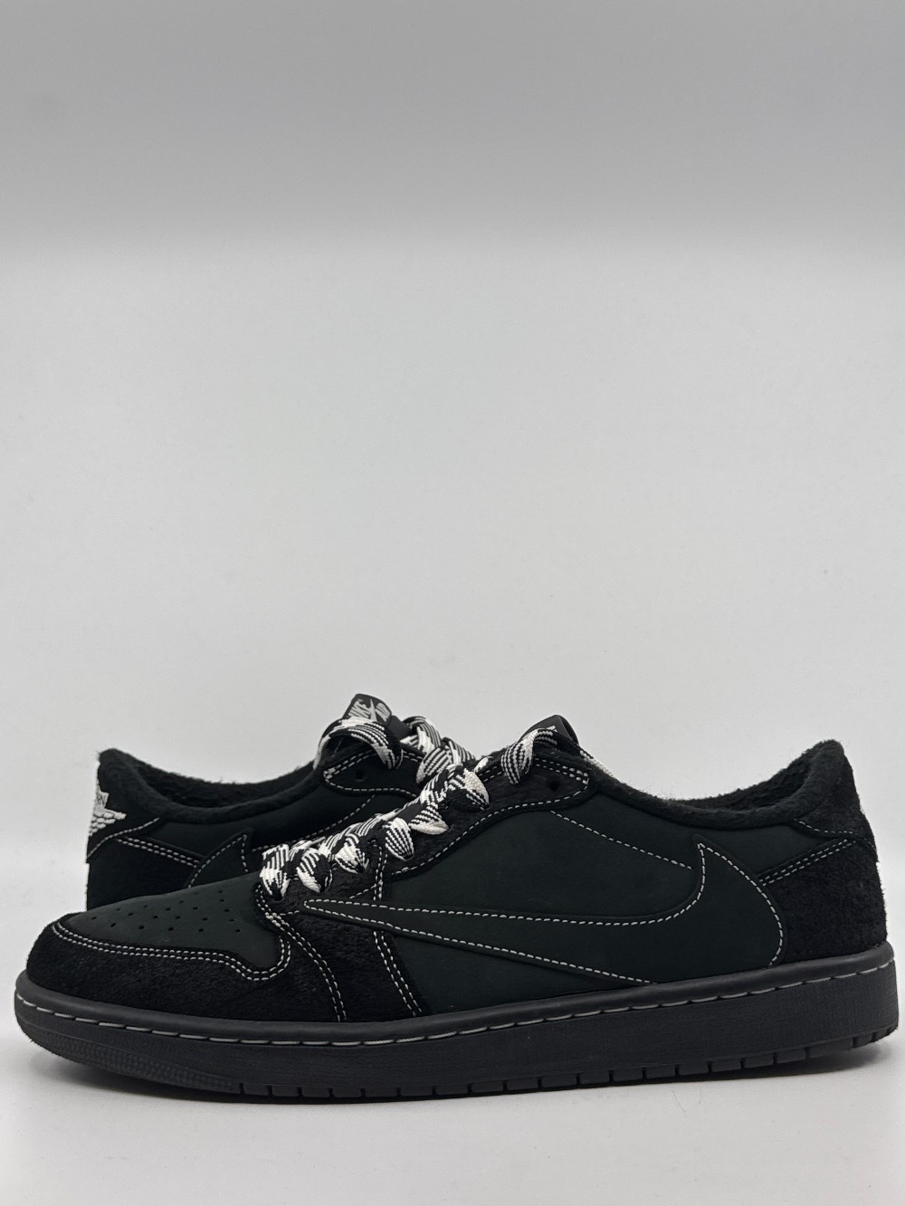 *USED* AJ 1 LOW X TRAVIS SCOTT - BLACK PHANTOM