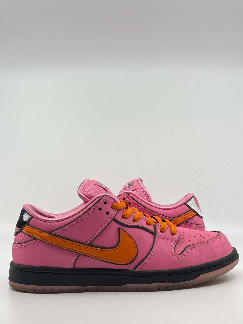 *USED* NIKE SB DUNK LOW - THE POWERPUFF GIRLS BLOSSOM