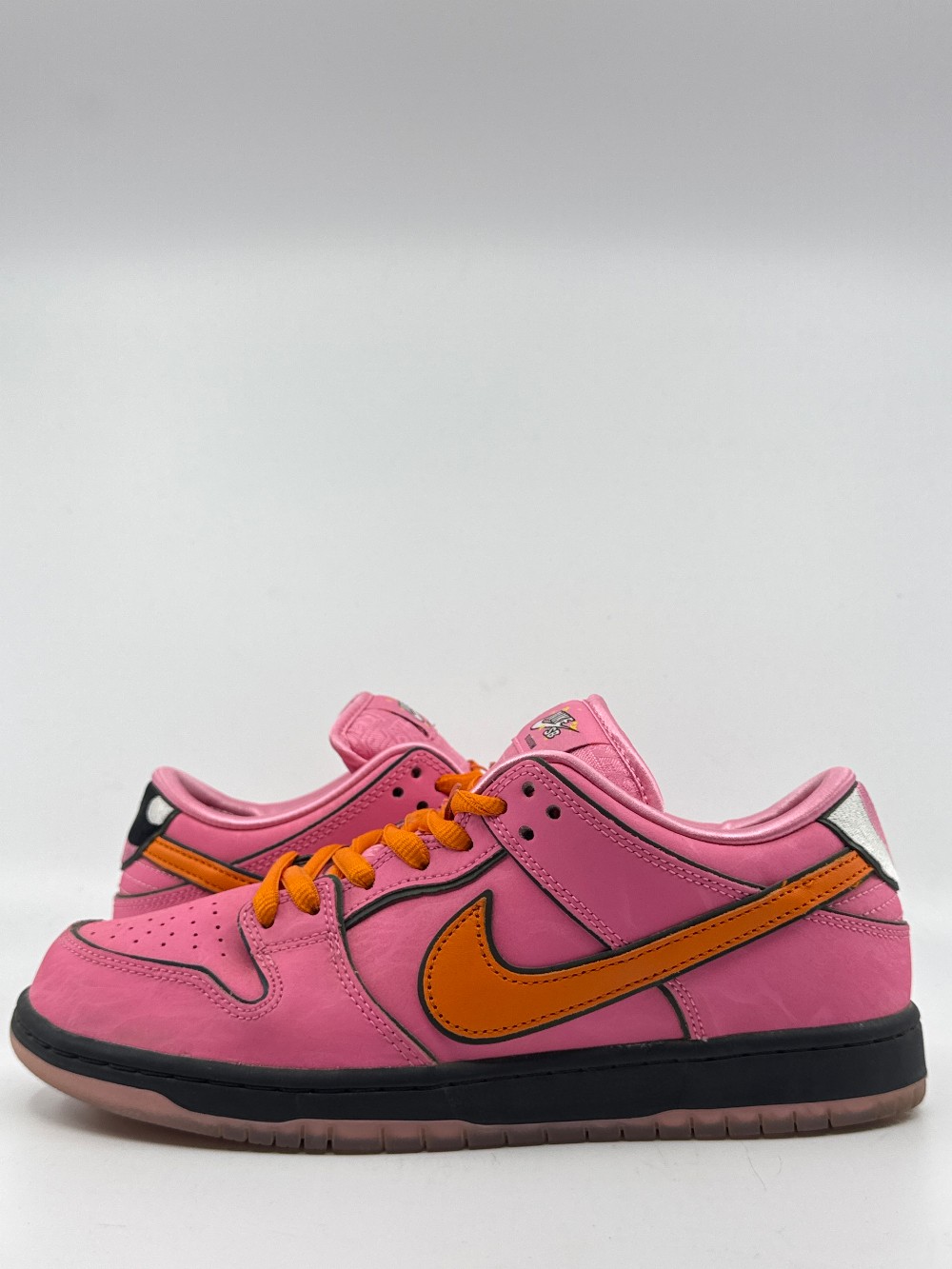 *USED* NIKE SB DUNK LOW - THE POWERPUFF GIRLS BLOSSOM