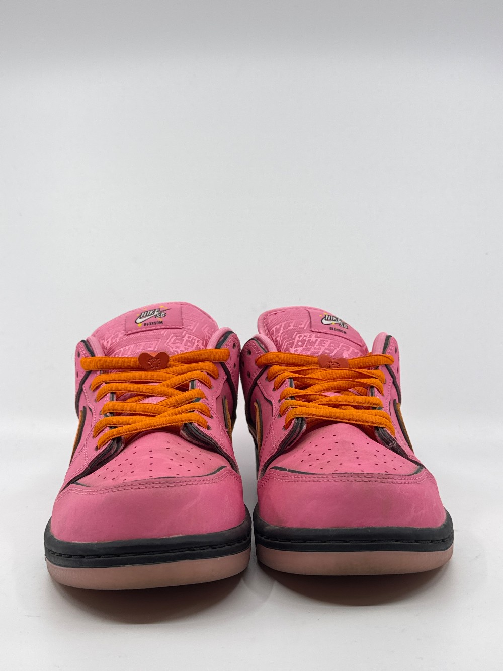 *USED* NIKE SB DUNK LOW - THE POWERPUFF GIRLS BLOSSOM