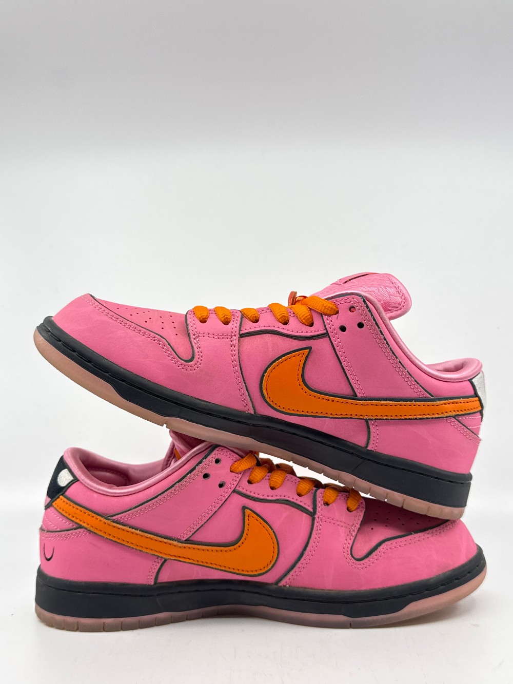 *USED* NIKE SB DUNK LOW - THE POWERPUFF GIRLS BLOSSOM