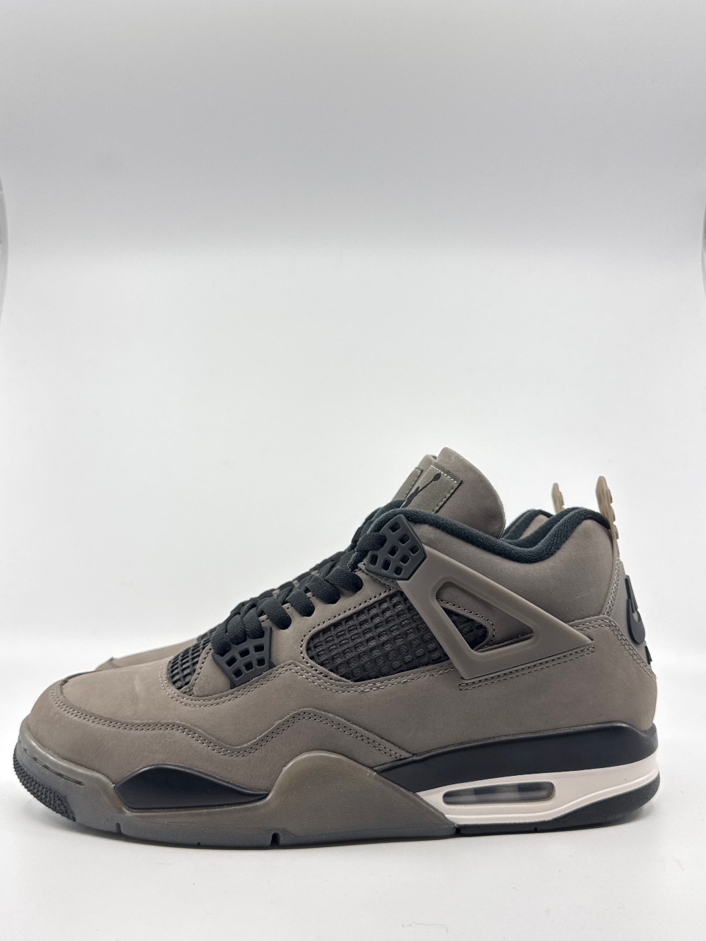 AJ 4 - CAVE STONE