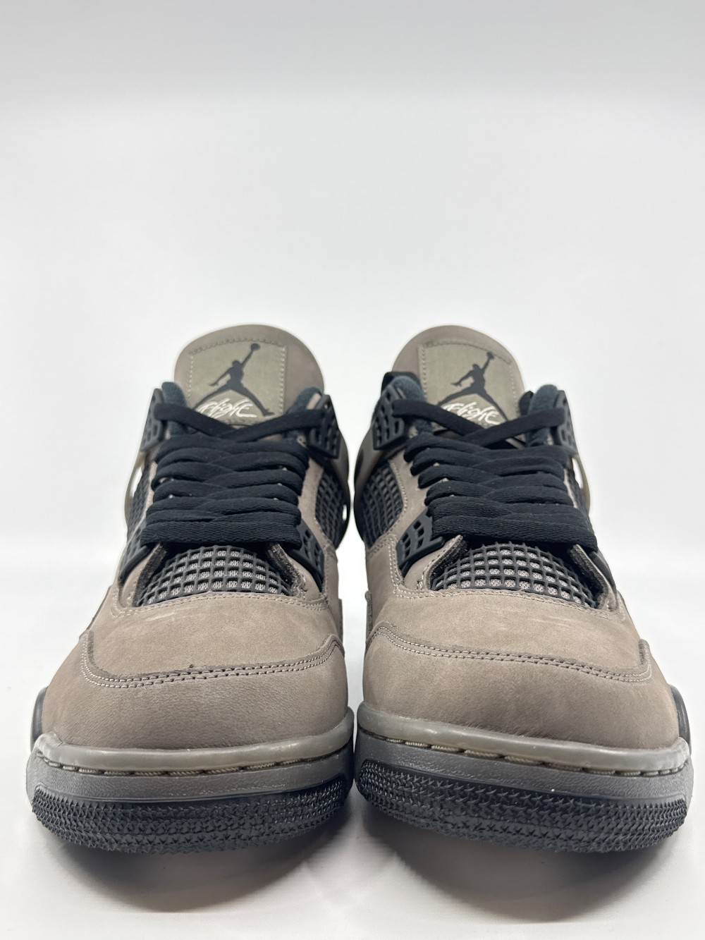 AJ 4 - CAVE STONE
