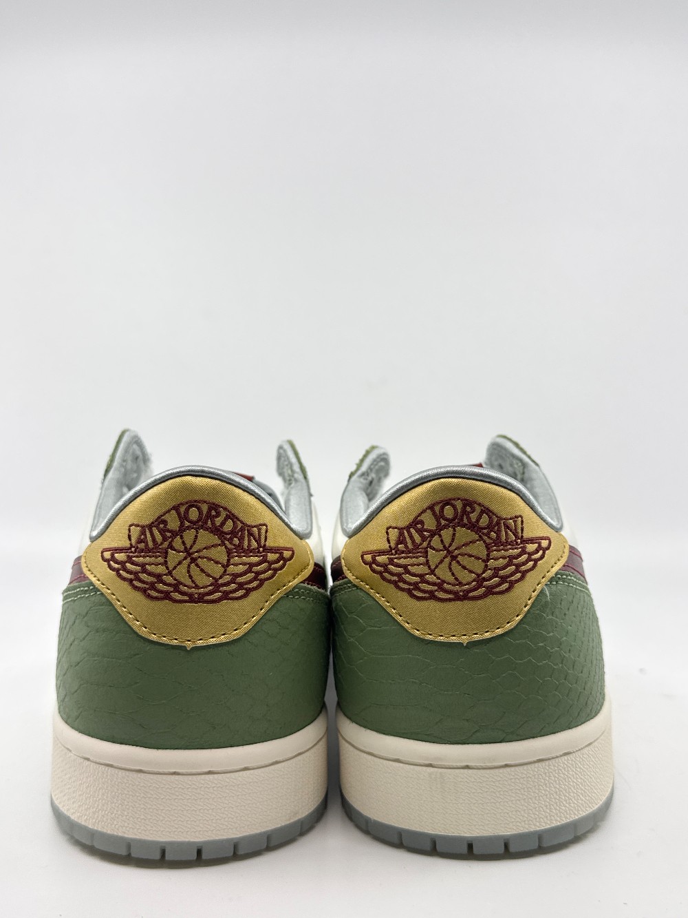 AJ 1 LOW OG - YEAR OF THE DRAGON (2024)