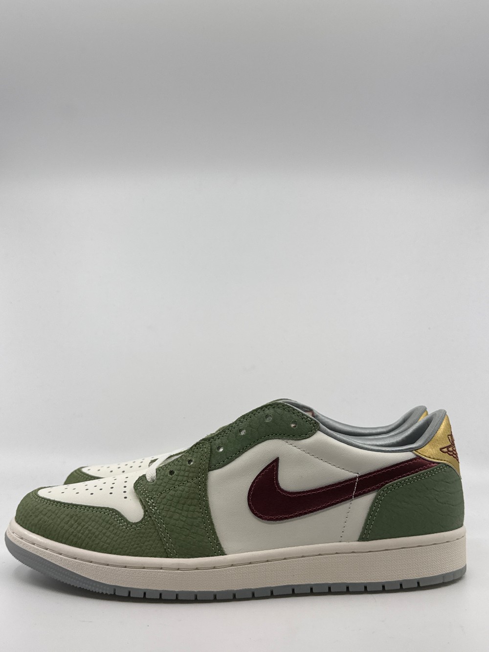 AJ 1 LOW OG - YEAR OF THE DRAGON (2024)