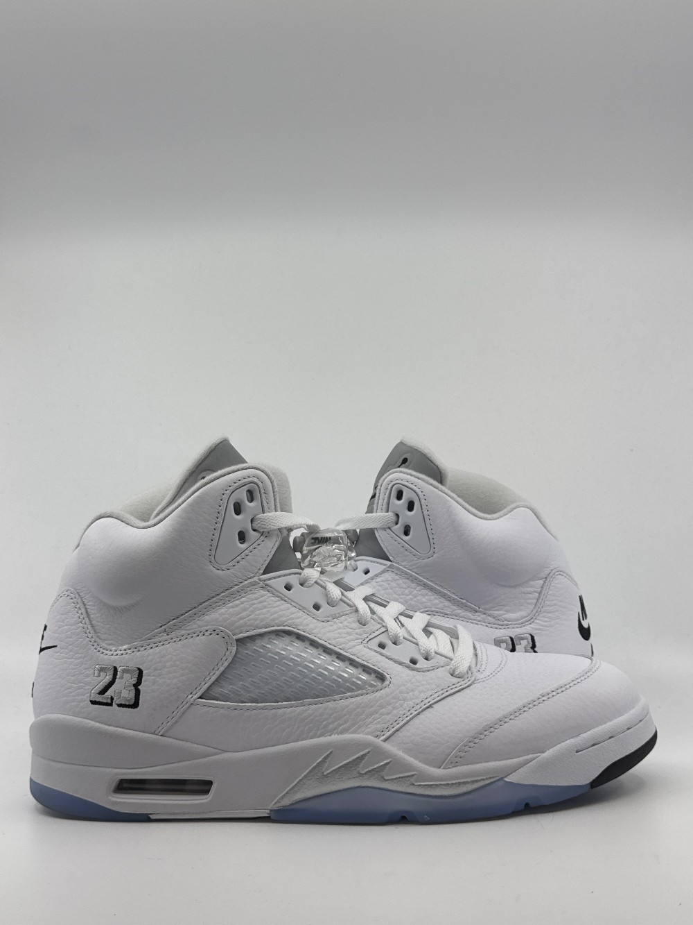 *VNDS* AJ 5 - WHITE METALLIC (2026)