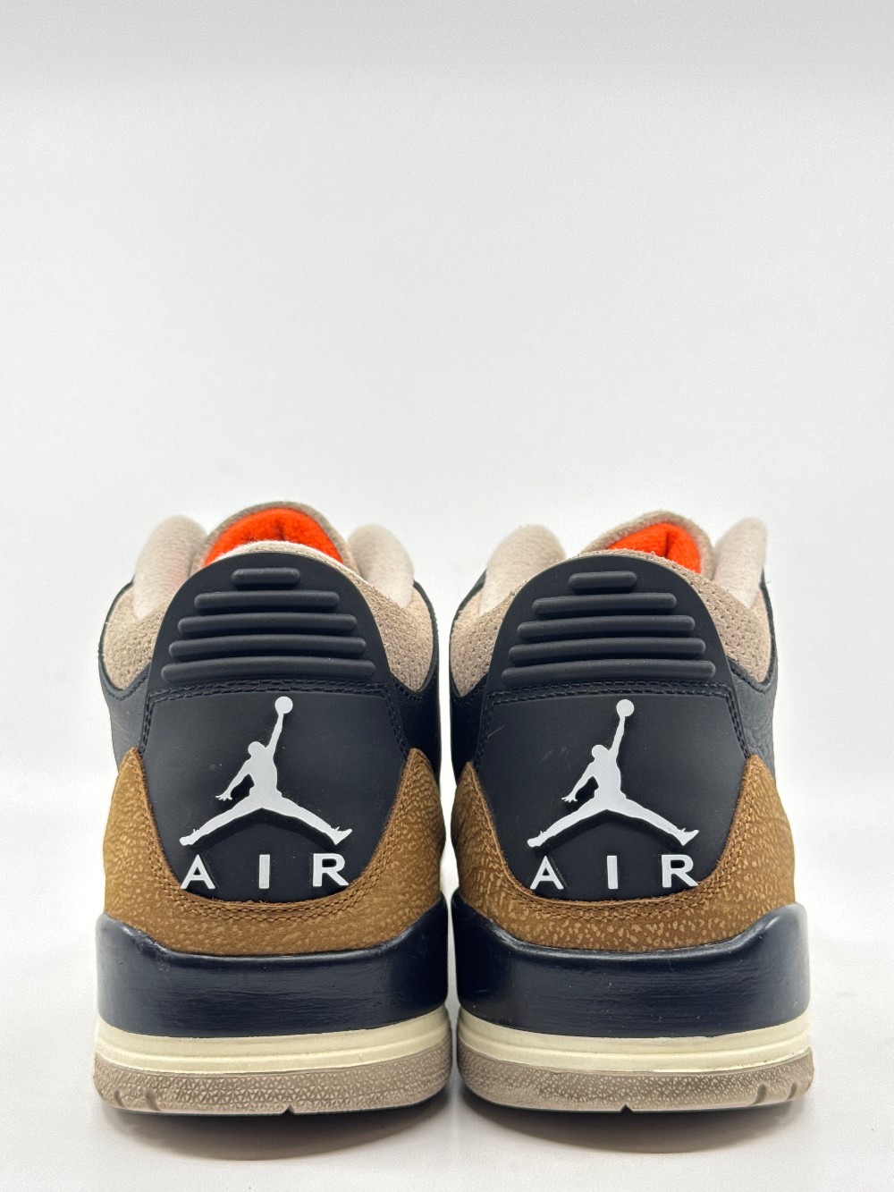 *USED* AJ 3 - DESERT ELEPHANT