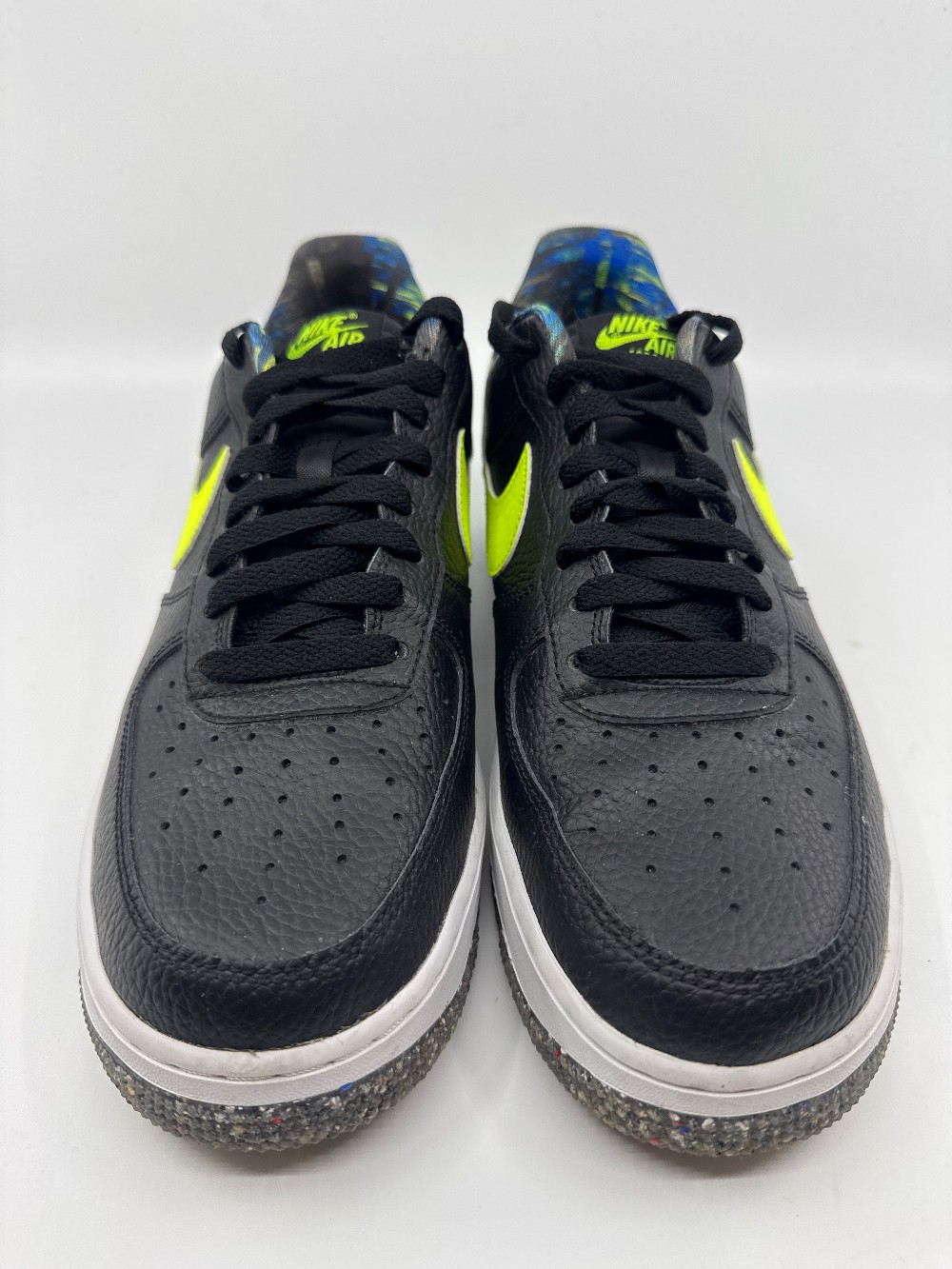 *USED/NO BOX* NIKE AF1 - BLACK VOLT GRIND