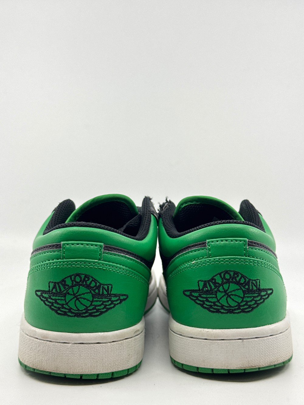 *USED/NO BOX* AJ 1 LOW - LUCKY GREEN