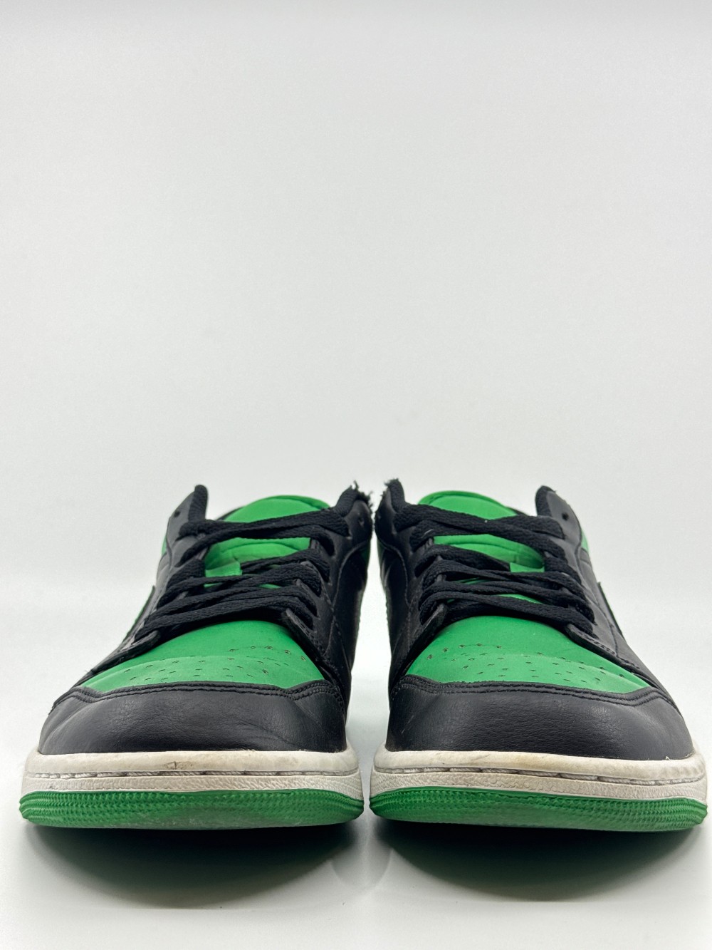 *USED/NO BOX* AJ 1 LOW - LUCKY GREEN