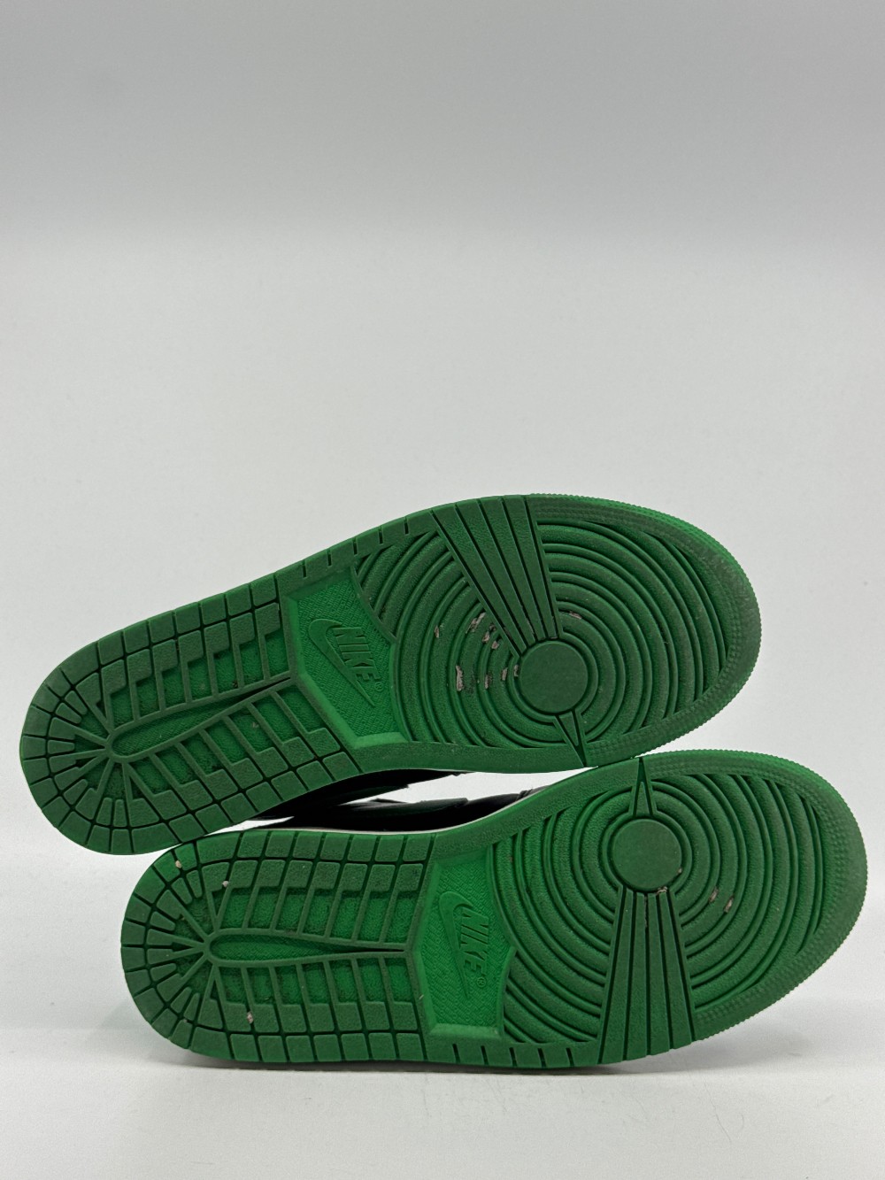 *USED/NO BOX* AJ 1 LOW - LUCKY GREEN