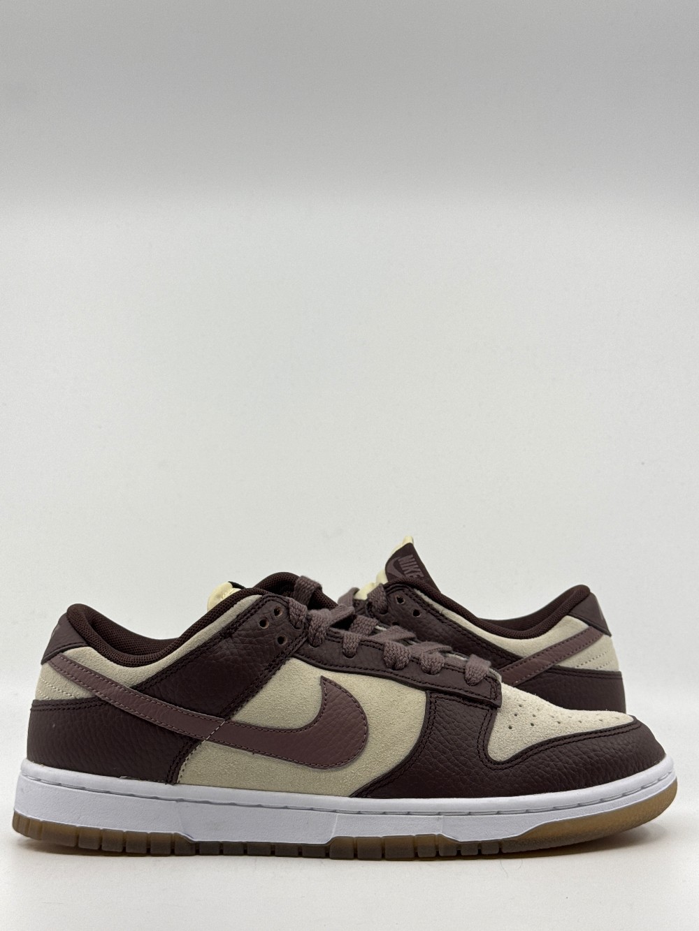 *NO BOX* NIKE DUNK LOW (W) - PLUM ECLIPSE