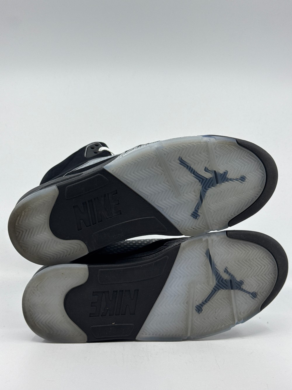 *USED* AJ 5 - BLACK METALLIC (2025)