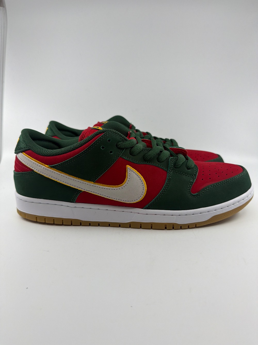 NIKE SB DUNK LOW - SEATTLE SUPERSONICS