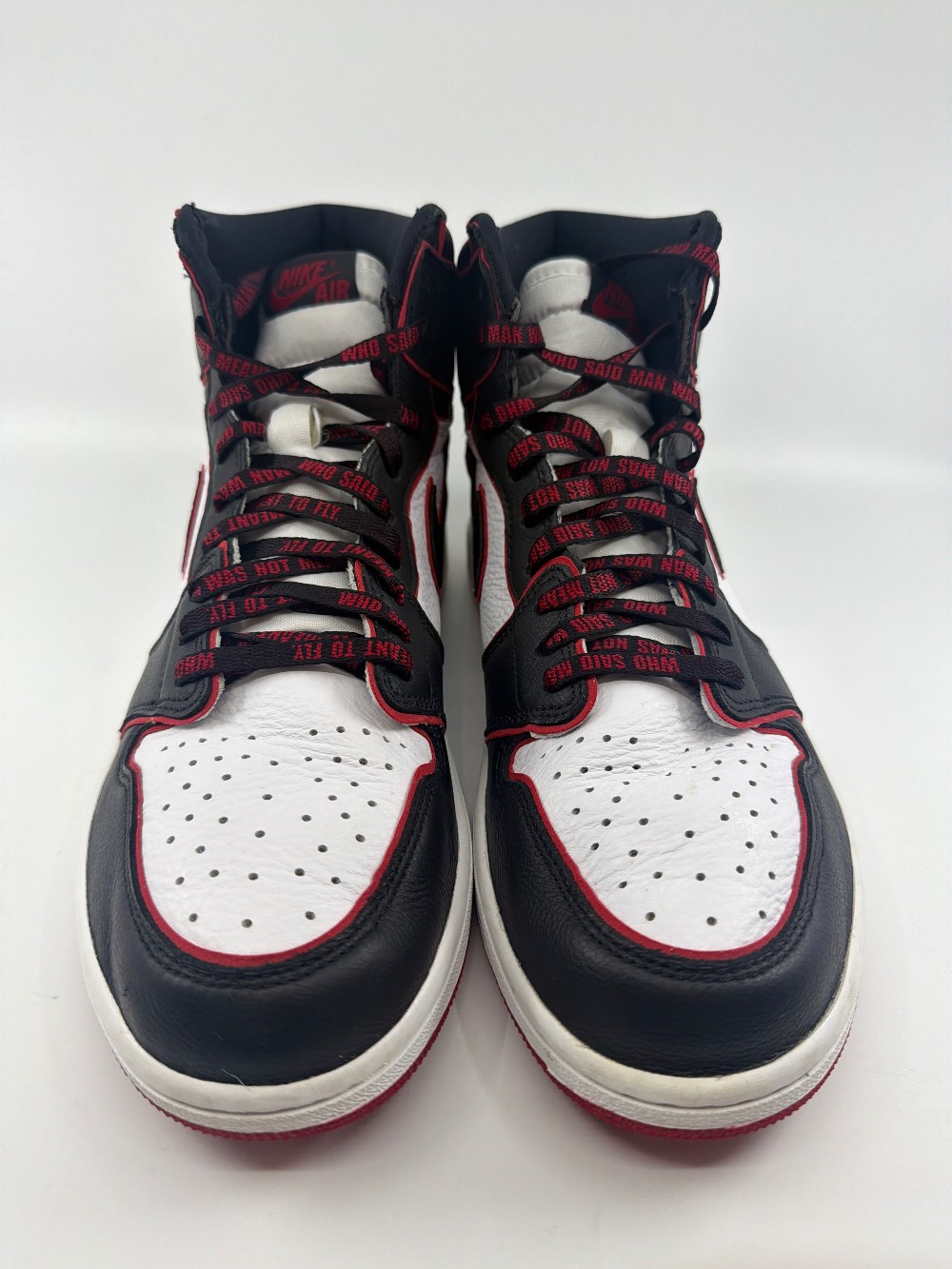 *USED* AJ 1 - BLOODLINE