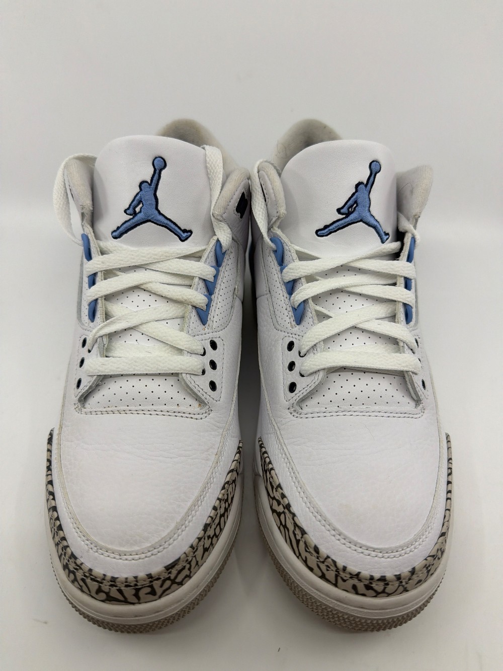 *USED* AJ 3 - UNC