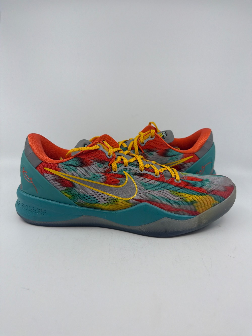 *USED* NIKE KOBE 8 PROTRO - VENICE BEACH (2024)