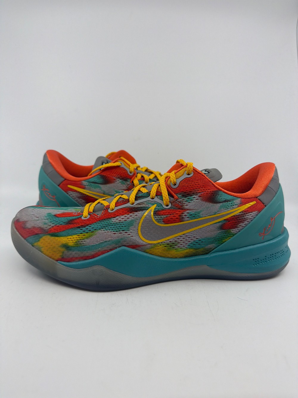 *USED* NIKE KOBE 8 PROTRO - VENICE BEACH (2024)