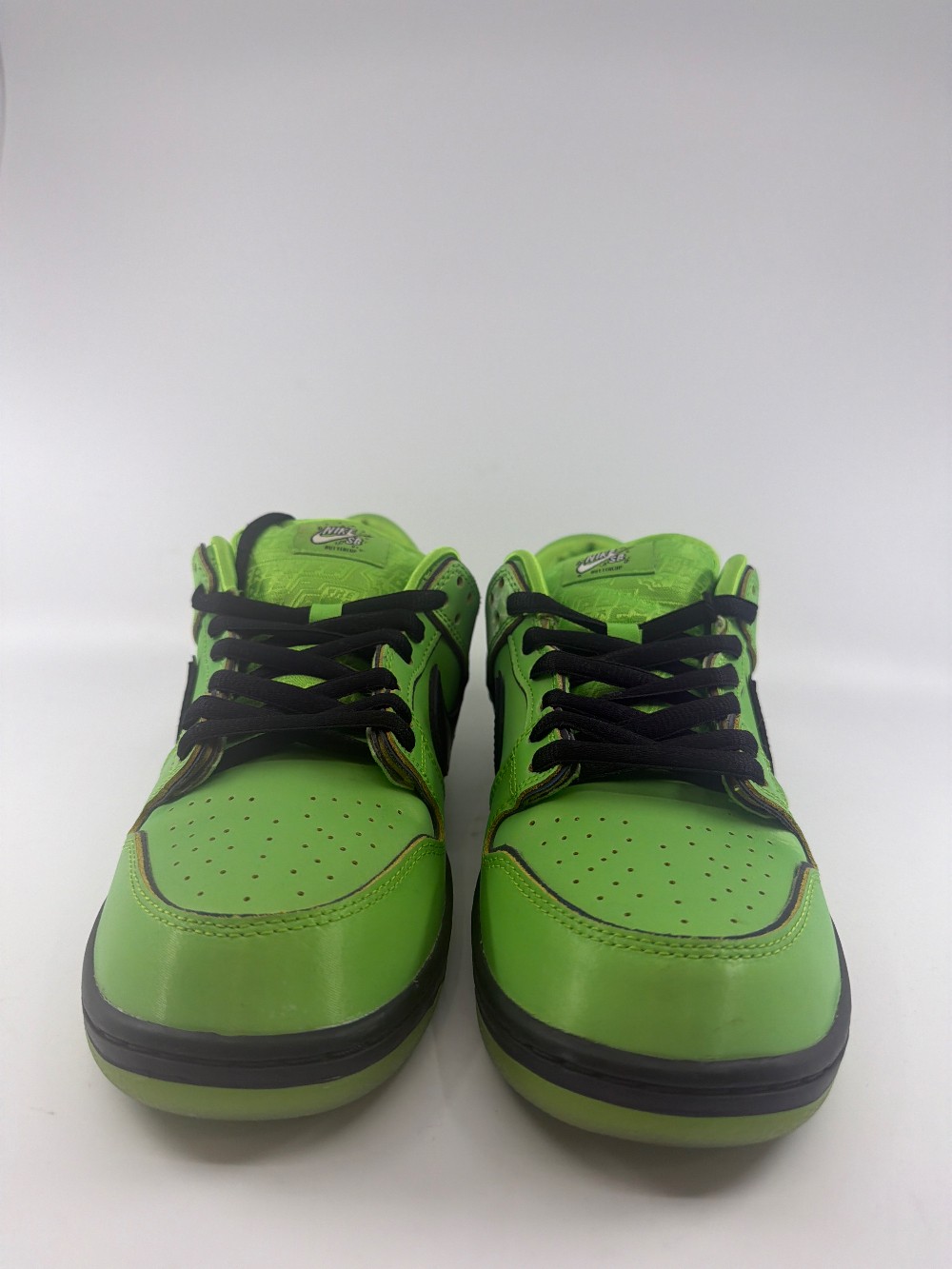 *USED/NO BOX* NIKE SB DUNK LOW - THE POWERPUFF GIRLS BUTTERCUP