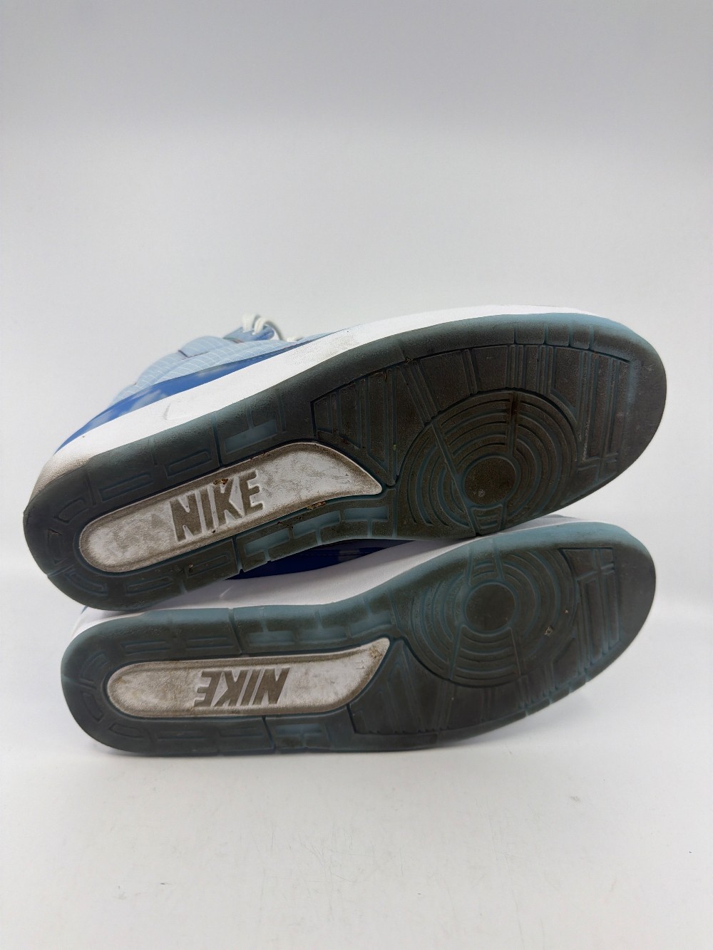 *USED* AJ 2 X J BALVIN