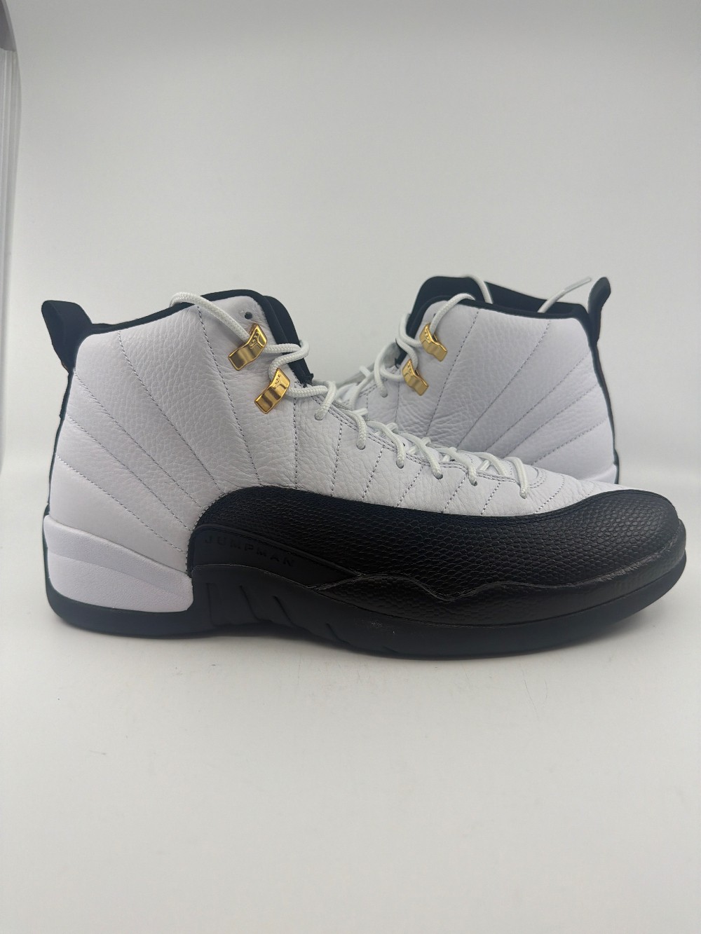 AJ 12 - TAXI (2025)