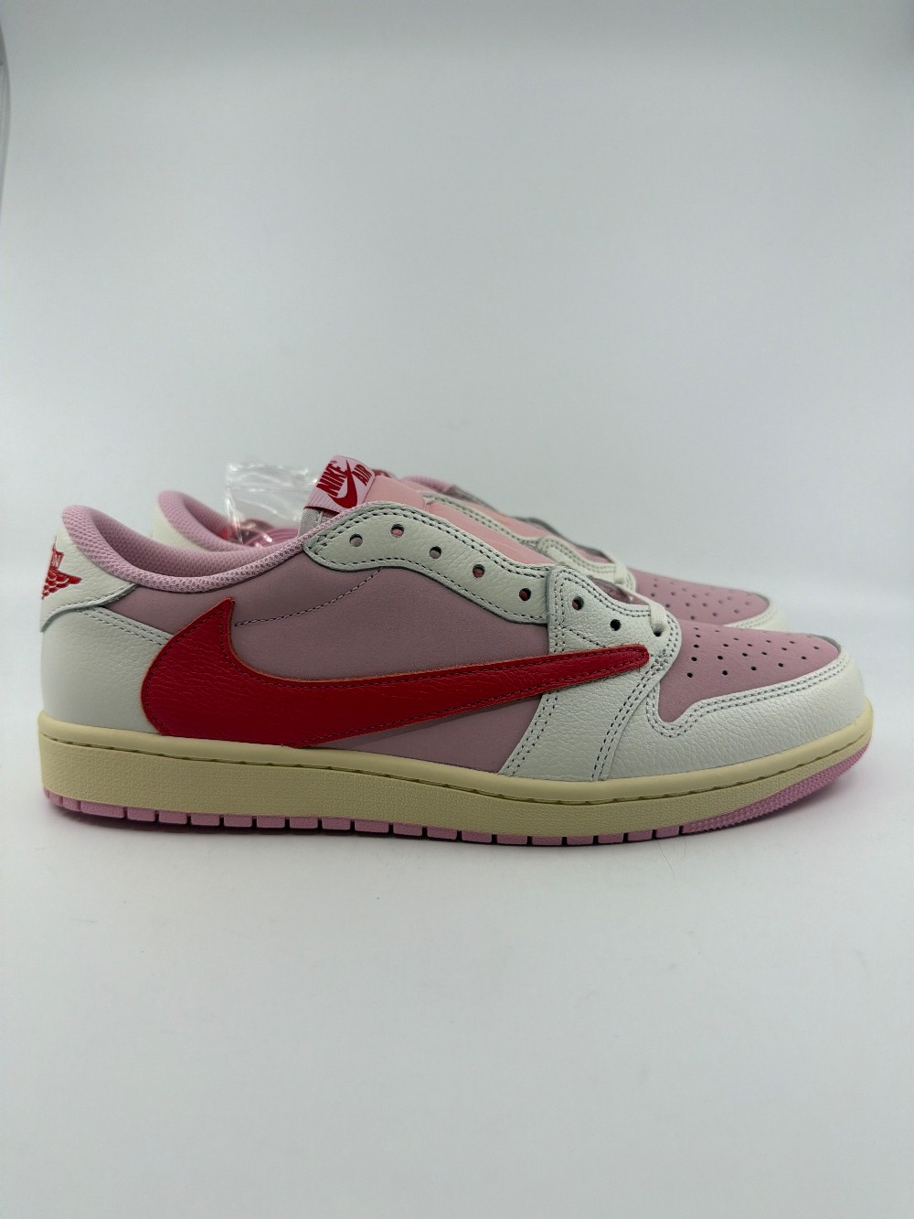 AJ 1 LOW X TRAVIS SCOTT - SAIL TROPICAL PINK