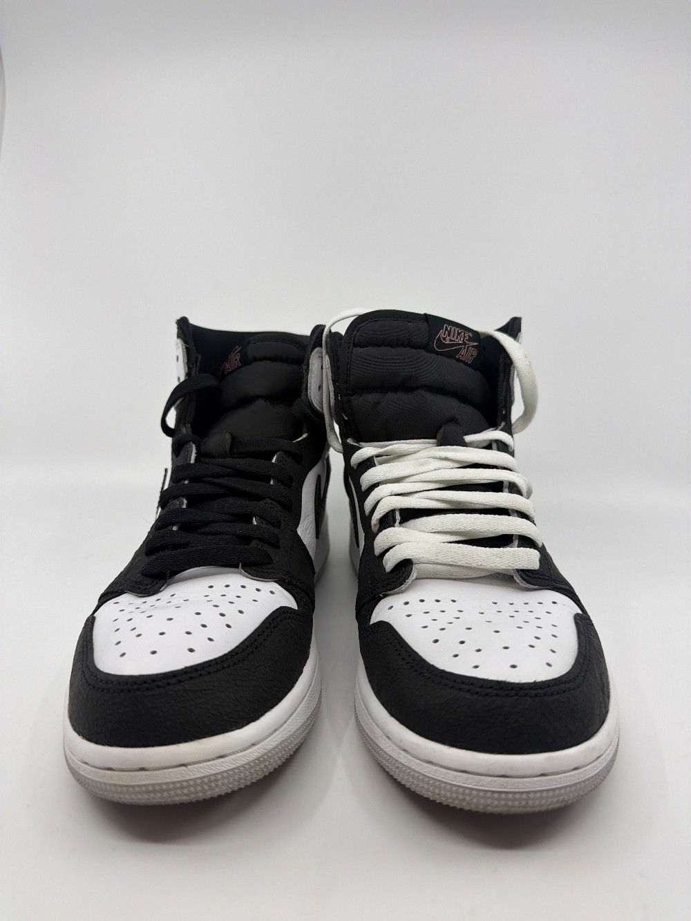 *USED* AJ 1 - BLEACHED CORAL