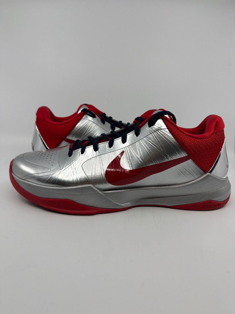 *USED/NO BOX* NIKE KOBE 5 PROTRO - CAITLIN CLARK ROOKIE OF THE YEAR