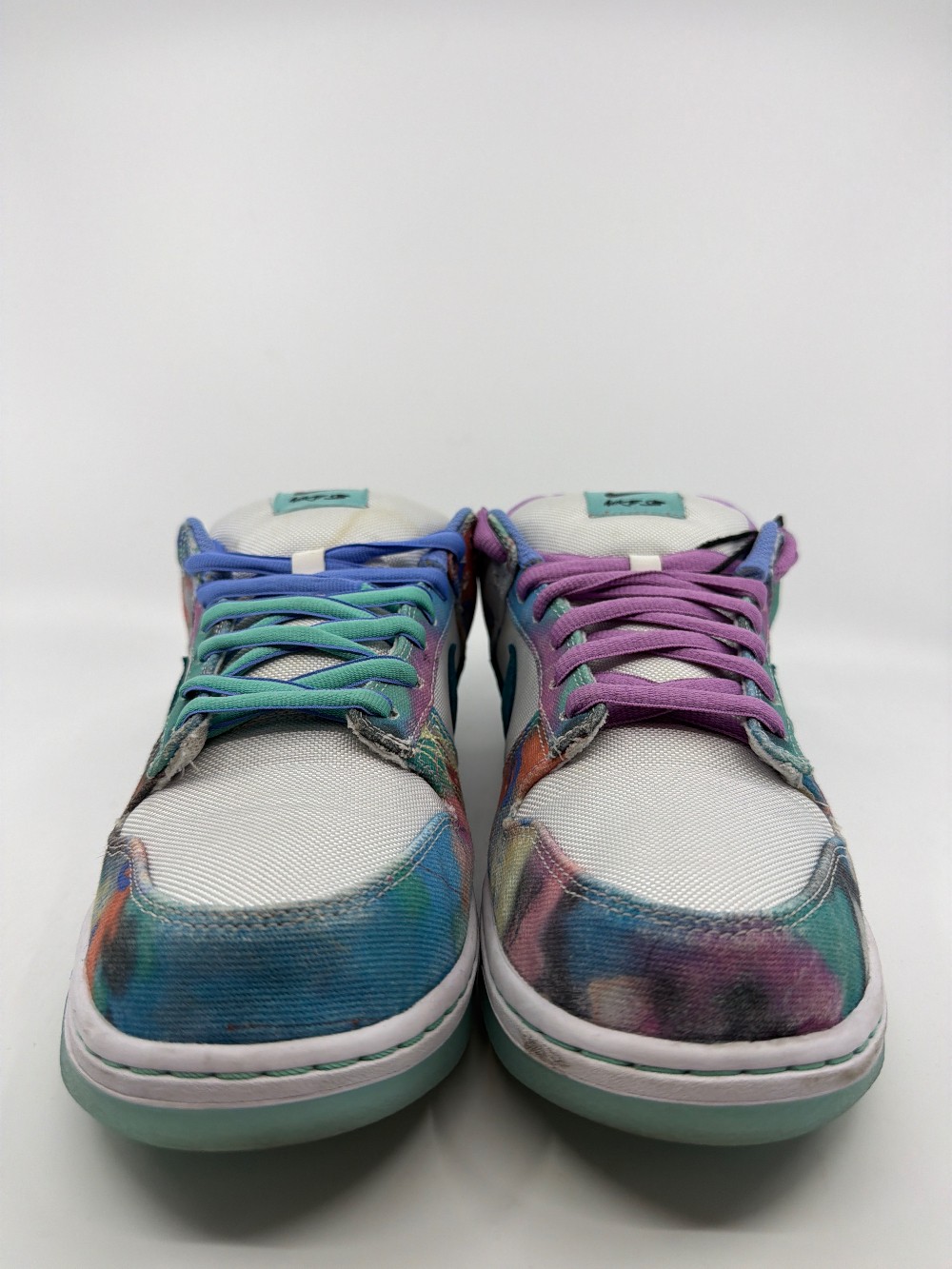 *USED* NIKE SB DUNK LOW X FUTURA LABORATORIES - BLEACHED AQUA