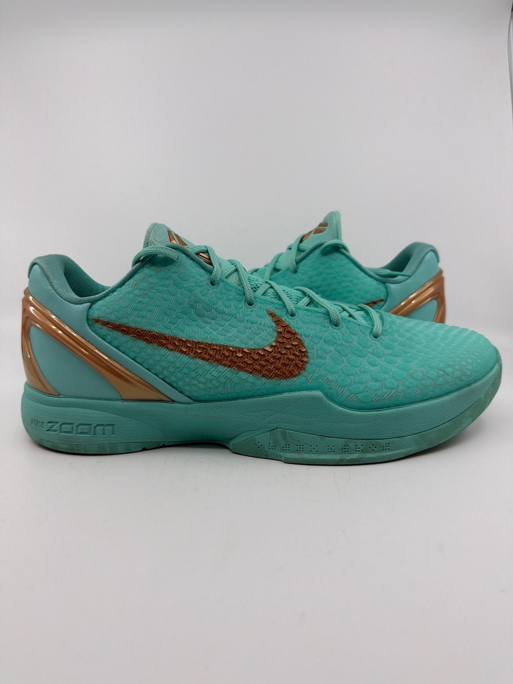 *USED* NIKE KOBE 6 PROTRO - JALEN BRUNSON STATUE OF LIBERTY