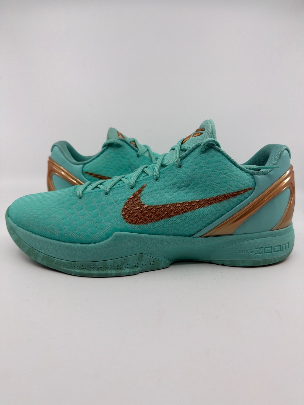 *USED* NIKE KOBE 6 PROTRO - JALEN BRUNSON STATUE OF LIBERTY