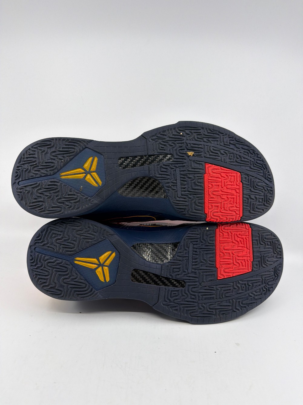 *USED* NIKE KOBE 5 PROTRO - CAITLIN CLARK INDIANA FEVER